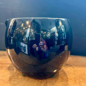 Jardinière “panthère noire“ en faience, ca 1970