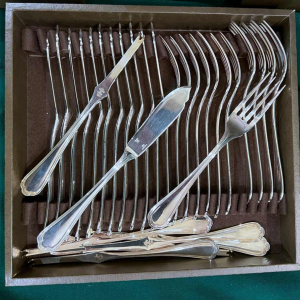 CHRISTOFLE, large SPATOURS 125 pieces silver-plated cutlery set