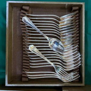 CHRISTOFLE, large SPATOURS 125 pieces silver-plated cutlery set