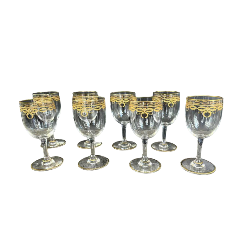 8 verres à vin en cristal de Baccarat modèle "Byzantine doré "