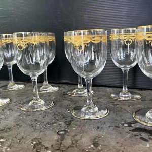 8 Baccarat kristallen wijnglazen "Byzantine doré" model