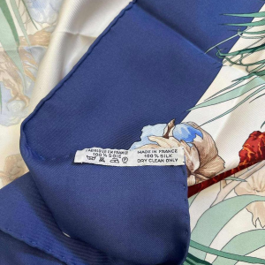 HERMÈS Paris for Michèle SZABO - silk square titled "Turbans des reines