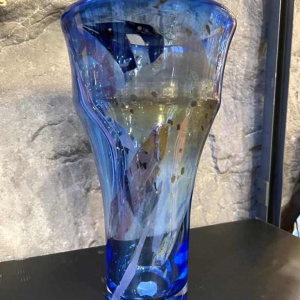 Samuel HERMAN pour Val Saint Lambert, grand vase en cristal à décor d'inclusions