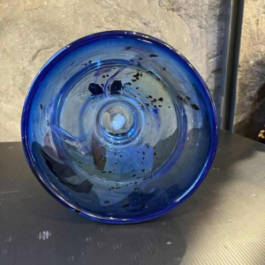 Samuel HERMAN pour Val Saint Lambert, grand vase en cristal à décor d'inclusions