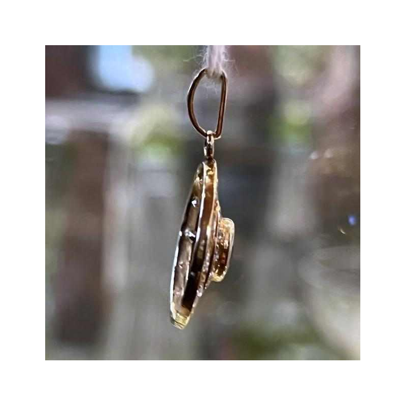 Pendentif médaillon rond or jaune saphir et diamants, fin du 19ème siècle