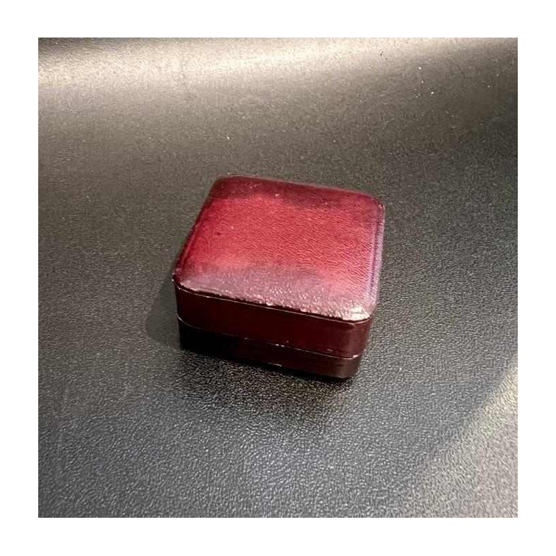 Round medallion pendant in yellow gold with sapphire and diamonds, late 19th century, late 19th century