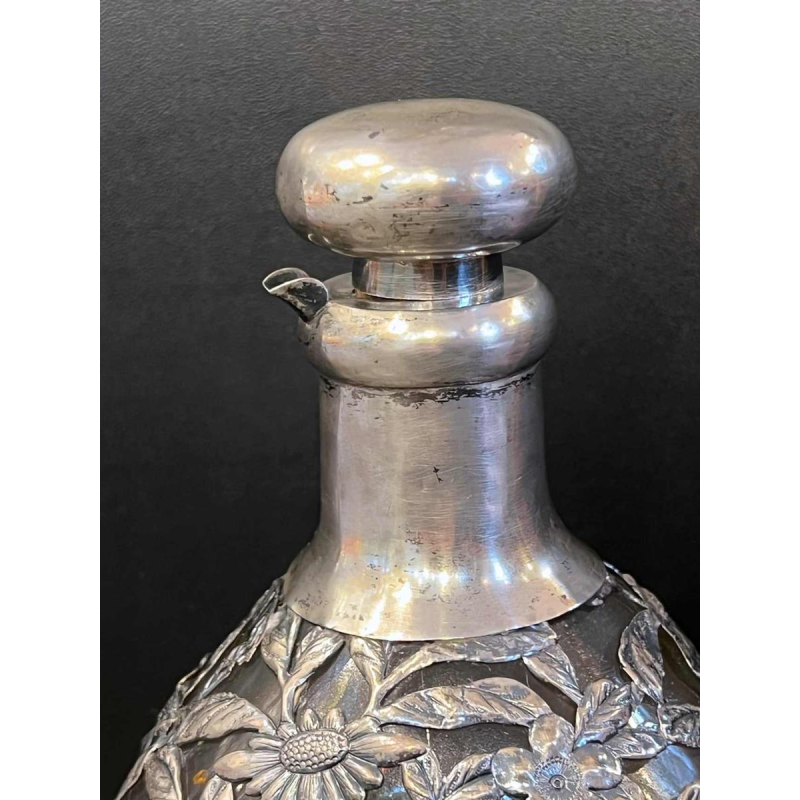 Carafe en verre, monture en argent, Chine 20ème siècle