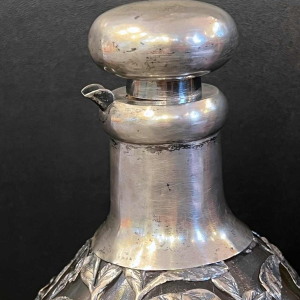 Carafe en verre, monture en argent, Chine 20ème siècle
