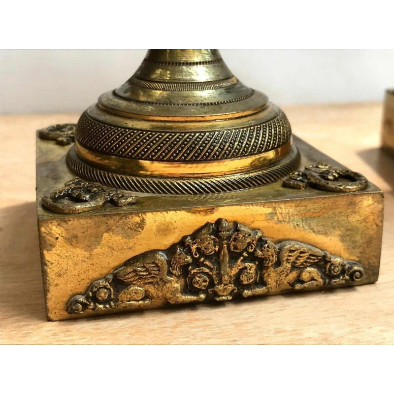 Paire de vases / cassolettes en marbre rouge et bronze de style Empire, fin 19ème siècle