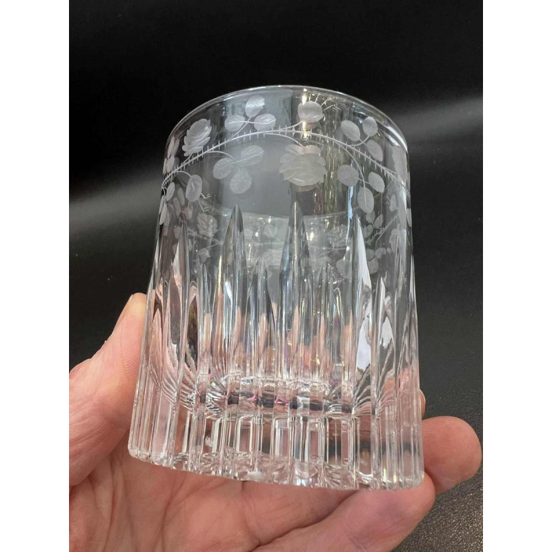 6 gobelets à whisky cristal clair à décor taillé et gravé