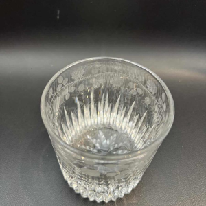 6 gobelets à whisky cristal clair à décor taillé et gravé