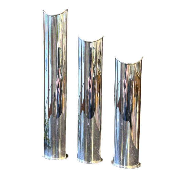 SABATTINI Lino " Giselle " ensemble de 3 vases soliflores en métal argenté, vers 1960-70