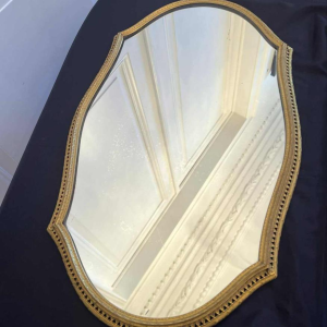 Imposante tafelplanter in fijn bewerkt en verguld opengewerkt brons, 19e eeuw