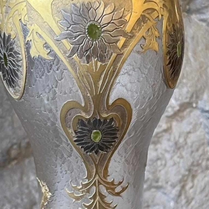 LEGRAS Monjoye, vase Art Nouveau à col renflé en verre givré émaillé, ca 1900