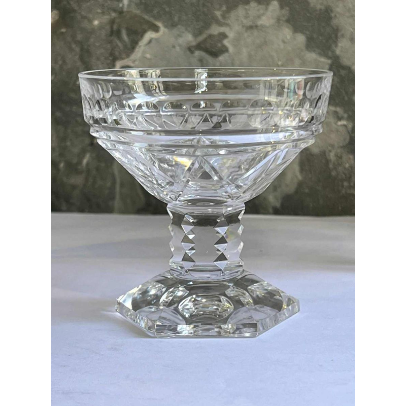 Val Saint Lambert, service de verres en cristal taillé, modèle Mesmer, 36 pièces