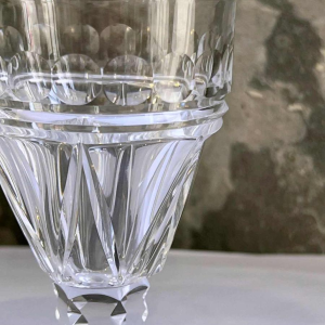 Val Saint Lambert, service de verres en cristal taillé, modèle Mesmer, 36 pièces
