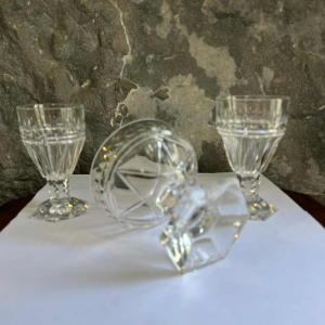 Val Saint Lambert, service de verres en cristal taillé, modèle Mesmer, 36 pièces