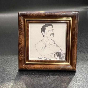 Must de Cartier verguld metalen en geëmailleerd fotolijstje