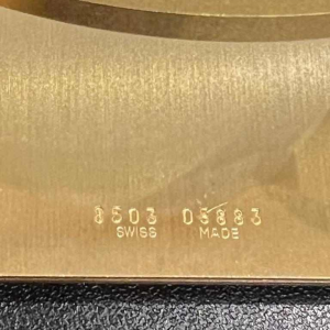 Must de Cartier verguld metalen en geëmailleerd fotolijstje