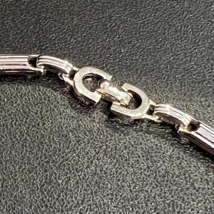 Christian DIOR, verzilverd en verguld stalen halsketting choker collier