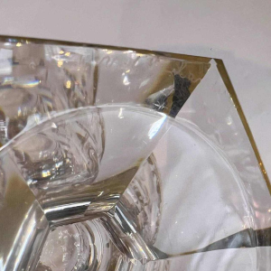 Val Saint Lambert Drageoir en cristal clair à décor gravé et doré à lor