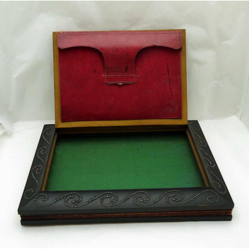 Maison GRANDCHER Paris, gusseted box / letter carrier, Empire period