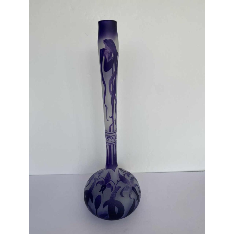 Art Nouveau soliflore vaas, orchidee decoratie, zuurgeëtst glas gesigneerd LP, begin 20e eeuw