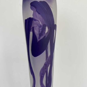 Art Nouveau soliflore vaas, orchidee decoratie, zuurgeëtst glas gesigneerd LP, begin 20e eeuw