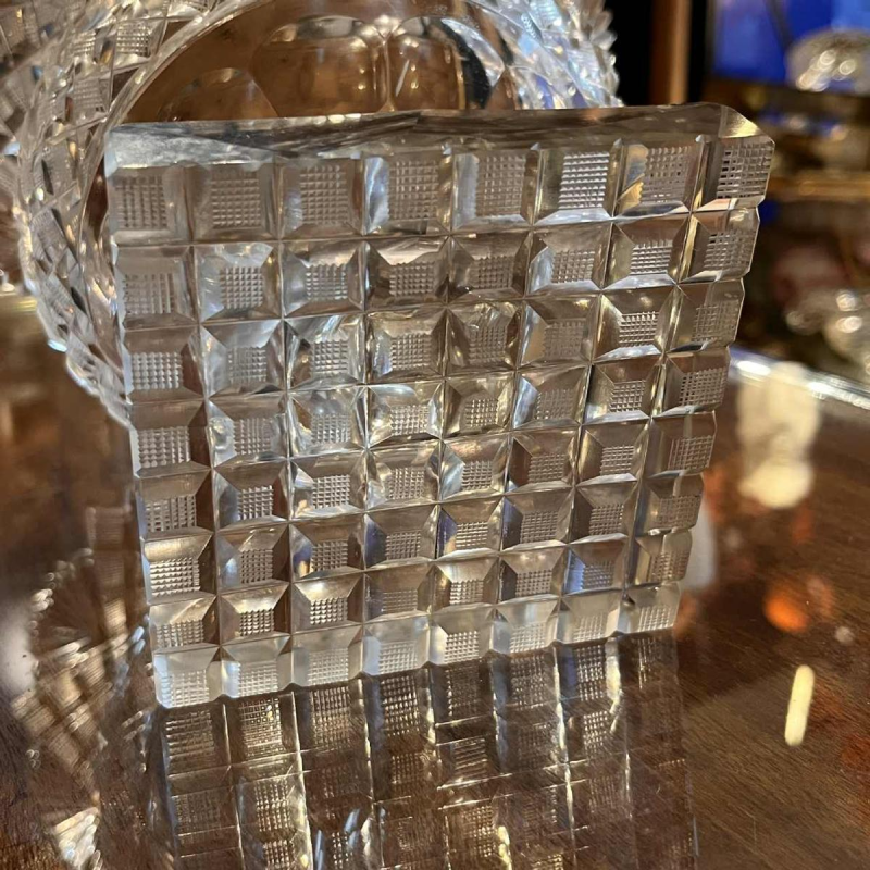 Val Saint Lambert, large richly cut crystal bowl/sweep bowl on foot, Vonèche style, 19th century