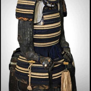 Samoerai harnas, Ni mai do gusoku, eboshi nari kabuto, Japan, 16e eeuw