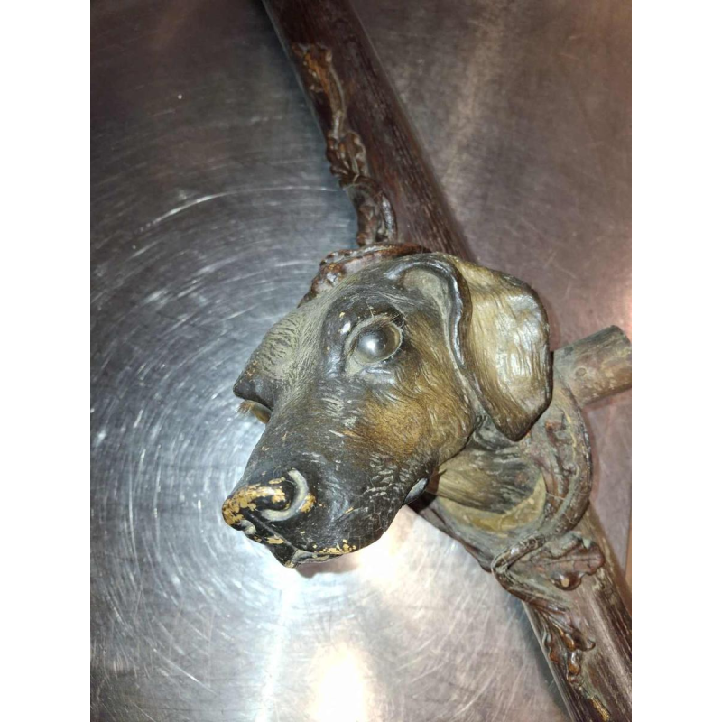 Console / encoignure de chasse “tête de chien“ en chêne et bois de cerfs, fin XIXe s