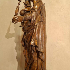 “Vierge à l'enfant Jésus“ statue en bois sculpté et argent, XVIIe s