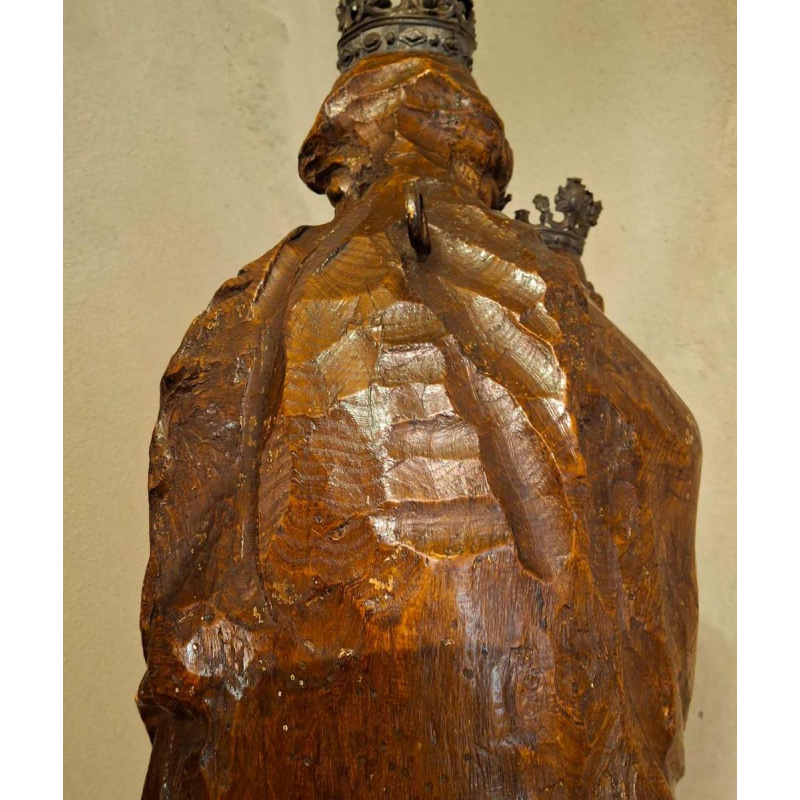 Beeld van houtsnijwerk en zilver, “Maagd en Kind Jezus”, 17e eeuw