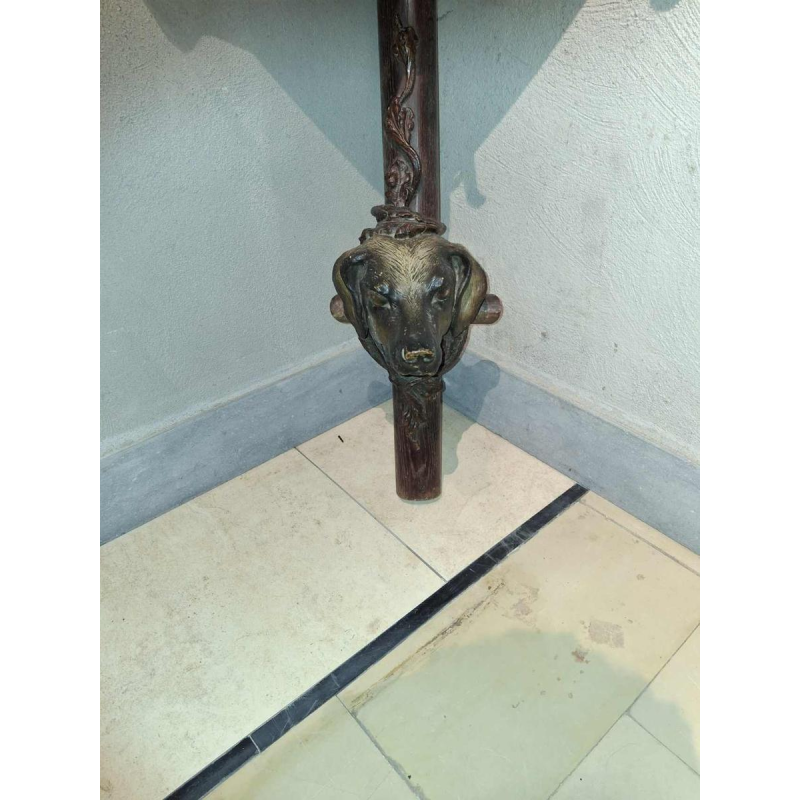 Console / encoignure de chasse "tête de chien" en chêne et bois de cerfs, fin XIXe s