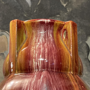 Céramique de Hasselt (attribué à), grand vases Art Déco oblong à facettes, ça 1930