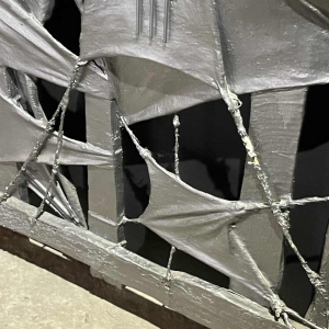 MACKOWIAK ERWIN, abstract schilderij, Belgische compositie sculptuur, beschilderd hout, touw, stof, 1963