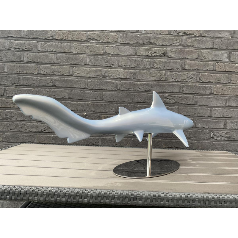 Laszlo Tibay voor Caster Bronz Kft "Shark" blauw gelakt bronzen beeld, 21e eeuw