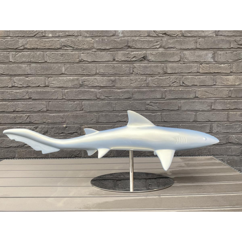 Laszlo Tibay pour Caster Bronz Kft "Requin" sculpture en bronze laqué bleu, XXIe s