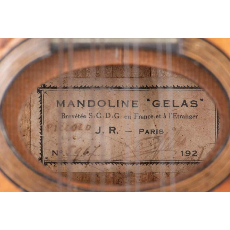 Mandoline Gelas à double table de 1927, instrument de musique numéroté 5947 et estampillé