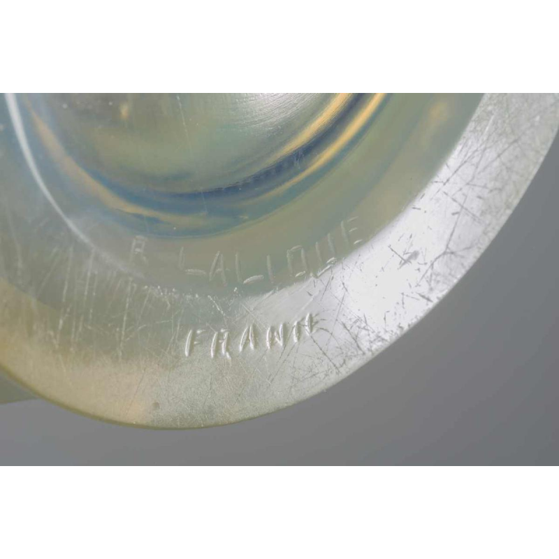Vase « PINSONS » «(1930) de RENE LALIQUE (1860-1945) :
