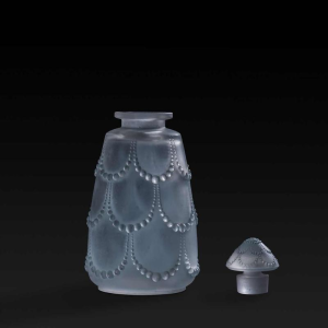 RENE LALIQUE, Garniture de toilette « PERLES », flacon de parfum N° 1