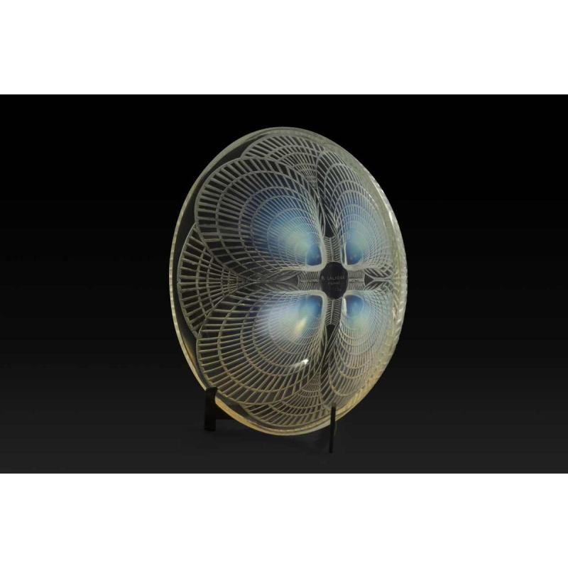 “SHELL N° 1" BOWL (1924) BY RENE LALIQUE (1860-1945):