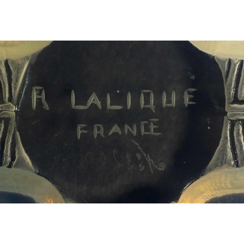 "SHELL N° 1" SCHAAL (1924) DOOR RENE LALIQUE (1860-1945):