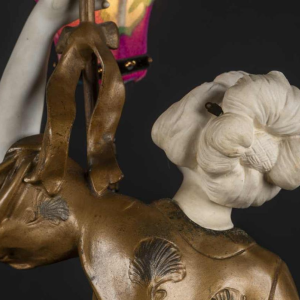 ADOLPHE ARMAND TRUFFIER «LA GEISHA AU LAMPION », statuette lampe, sculpture régule doré, biscuit de porcelaine