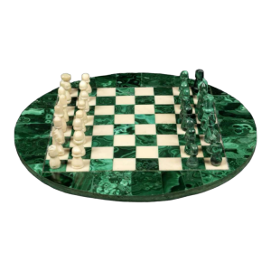 "Small round chess board in malachite and marble: