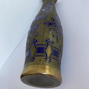 Val-Saint-Lambert, gegalvaniseerde vaas, VSL met monogram in de decoratie