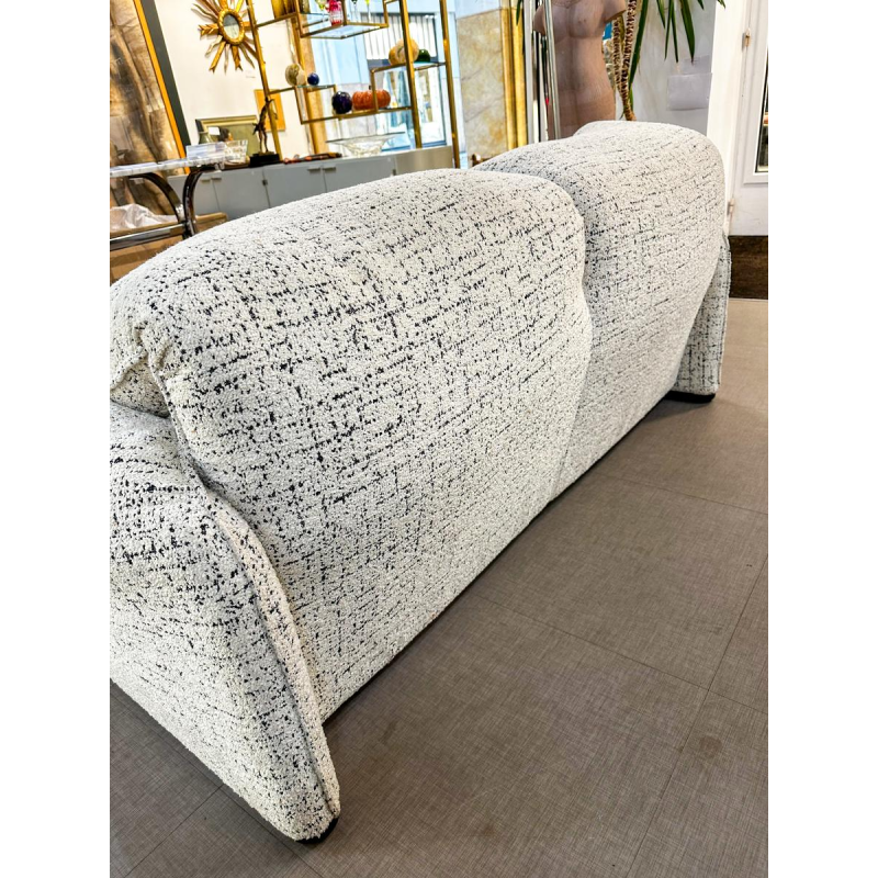 Vico Magistretti voor Cassina, Maralunga bank, jaren 70 Vico Magistretti voor Cassina, Maralunga bank, jaren 70