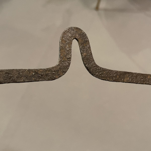 Ancien présentoir de boucherie / cuisine en fer forgé pour salaisons ou ustensiles, 19ème s