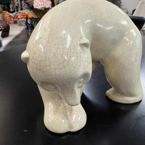 Faïencerie de Nimy, Art Deco ceramic bear sculpture, white crackle, ca 1930