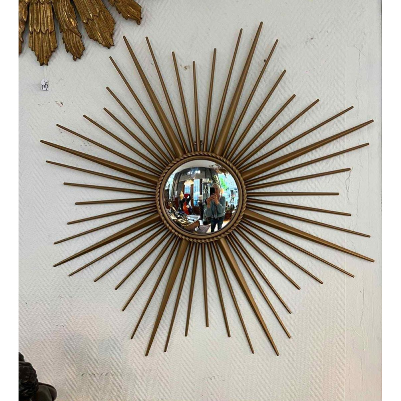 CHATY VALLAURIS - miroir sorcière / soleil en métal doré, ca 1960 CHATY VALLAURIS - miroir sorcière / soleil en métal doré, ca 1960